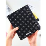 Fekete-Fehér Pöttyös Határidőnapló 2026